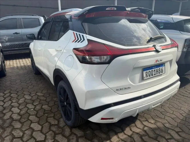 Nissan Kicks Xplay 1.6 16V Flex AUT 2022