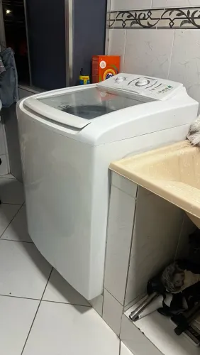 Máquina de lavar eletrolux