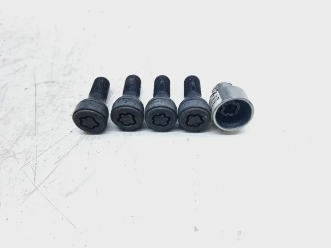 Parafuso Segredo Bmw 328i 2.0 2018