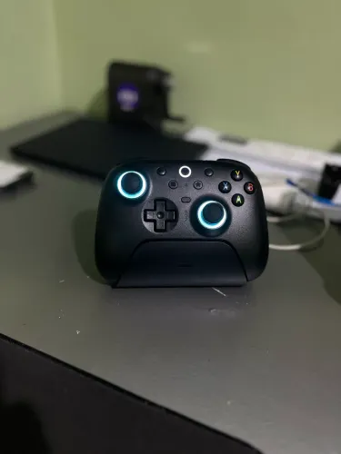 Controle 8BitDo Ultimate 2 (NOVO)