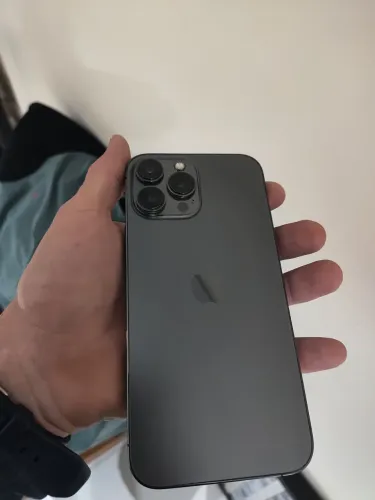 IPhone 12 ou 13 pro max