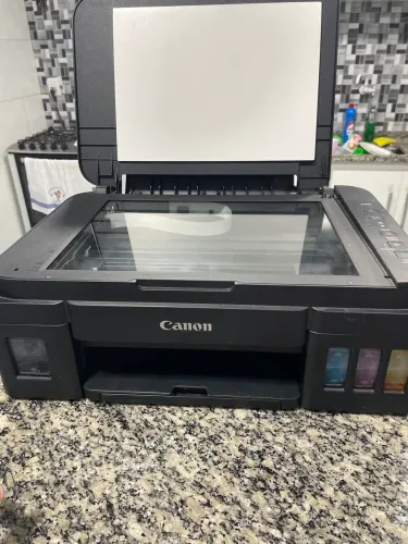Vendo impressora cânon G3100, usada ela liga, faz o scanner porém não está imprimindo