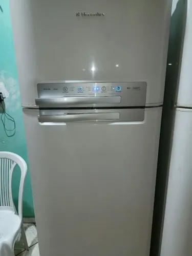Geladeira Eletrolux