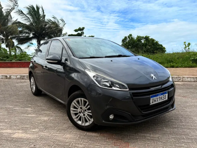 Peugeot 208 Active 1.2 Flex 12V 5P Mec. 2020