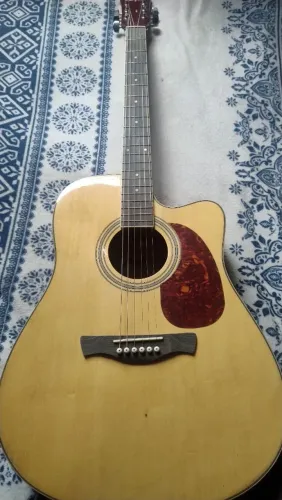 Vendo violão Memphis Tagima 