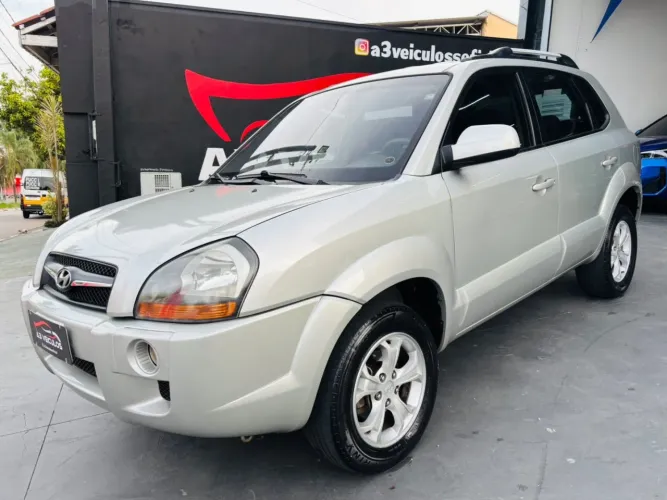 Hyundai Tucson 2.0 16V Aut. 2012