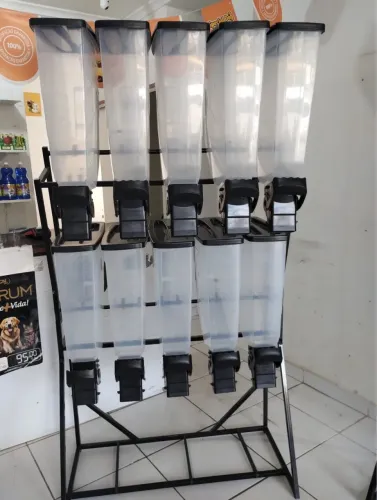 Dispenser de ração