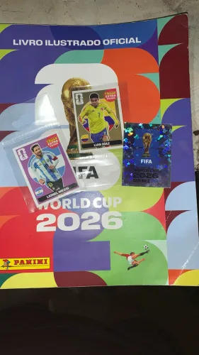 KIT DE LEGENDS MESSI BORDO E LUIZ DÍAZ OURO MAIS FWC 8