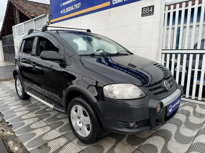 Volkswagen Crossfox 1.6 MI Total Flex 8V 5P 2009