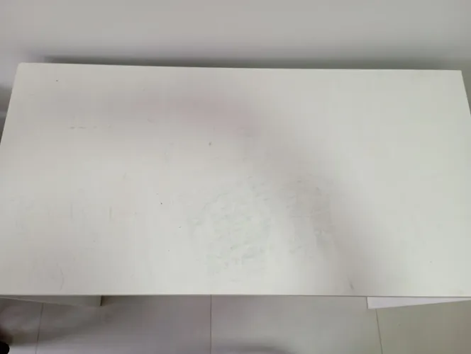 Mesa/balcão - 1,20m x 60cm - R$ 100