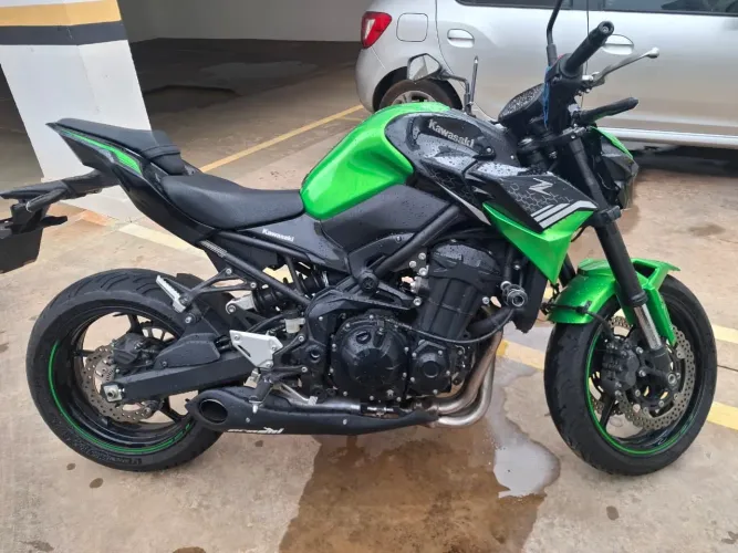 KAWASAKI Z900 2021 - LINDA, IMPECÁVEL!