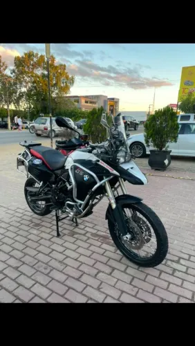 Gs f800 adv moto de procedência.  Feita última revisão na garagem da minha moto  Wagner