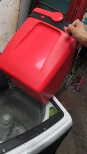 Caixa térmica excelente só foi usado uma vez na praia no precinho 115$