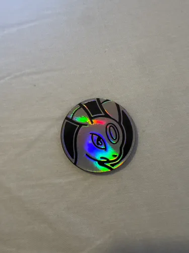 Moeda Colecionável Grande -Umbreon - Cinza Arco-Íris Foil