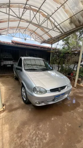 Chevrolet Corsa Pick-up Std/ Rodeio 1.6 MPFI 2003