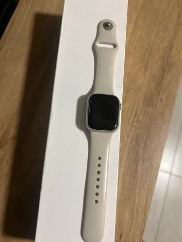 Apple Watch 8