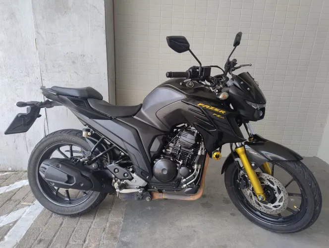 Fazer 250