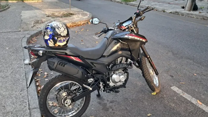 HONDA NXR 160 BROS CBS 2025 - APENAS 4.000 KM + GARANTIA