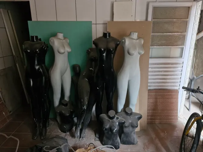 Manequins