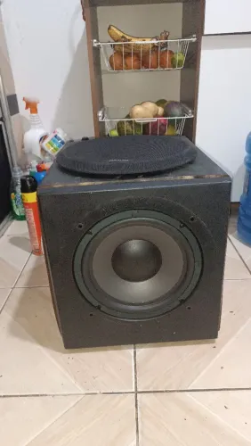 Subwoofer polk audio com defeito 