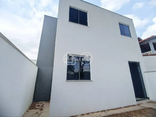 Casa residencial com 3 quartos (2 suítes) à venda no Bairro Etelvina Carneiro, Belo Horizo