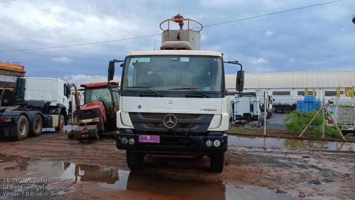 Mercedes-Benz Atego Atego 2730K 6x4 2p (diesel)(E5) 2017/2018 Vamos Seminovos Ribeirão Pr