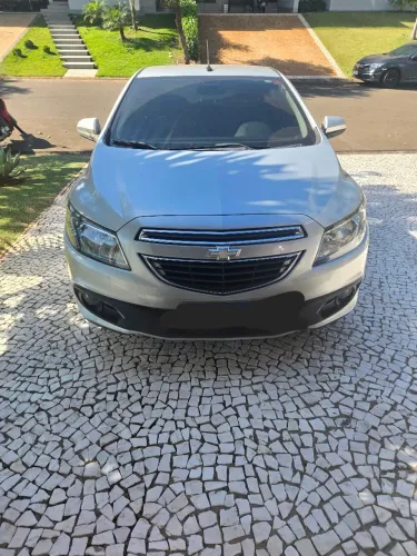 Chevrolet Onix Hatch LTZ 1.4 8V Flex Power Mec. 4P 2015