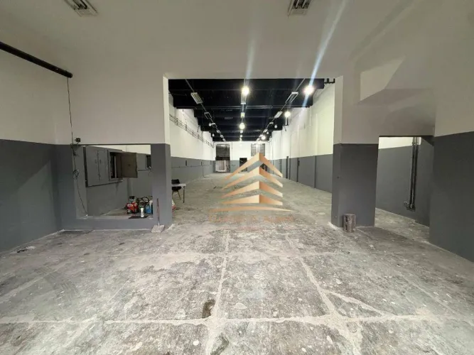 Galpão para alugar, 330 m² por R$ 10.000,00/mês - Vila Augusta - Guarulhos/SP