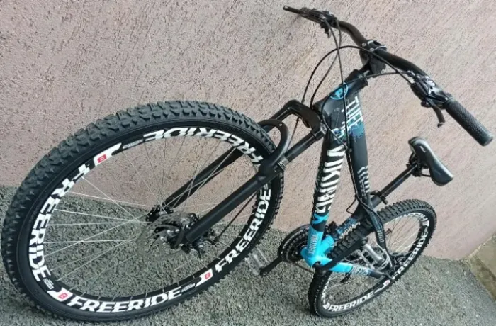 VikingX Tuff 25 Aro 26