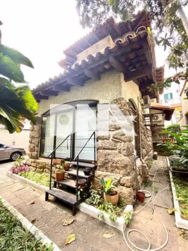 Casa de rua-À VENDA-Laranjeiras-Rio de Janeiro-RJ