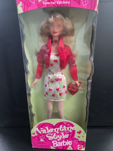Valentine Style Barbie