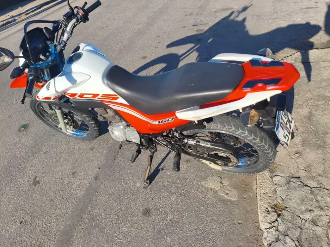 Moto Honda NXR 160 Bross
