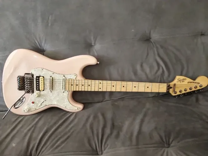 Guitarra Squier Contemporary Floyd Rose ( Gotoh ) Pink