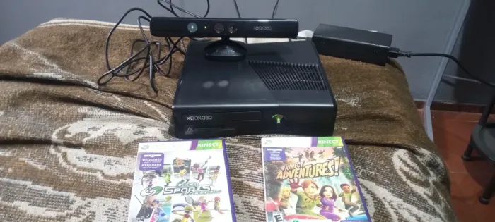 XBOX 360 Slim
