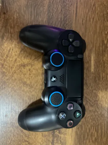 Controle de PS4 Conservado