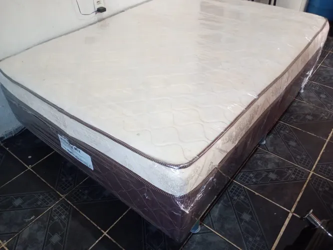 Cama box casal de molas higienizada