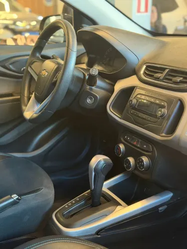 Chevrolet Onix Hatch Advantage 1.4 8V Flex Aut. 4P 2019