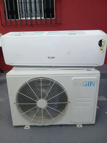 Ar-condicionado ELGIN 12000 BTUS JA INSTALADO 1.500 REAIS