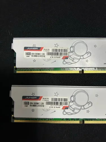 Memória RAM DDR4 32gb (16x2)