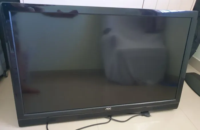 Vende-se Televisão Aoc 42 Polegadas