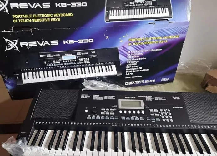 Teclado Roland/Revas KB-330 Novo na Caixa + Brinde: Pedal Sustain RockJam