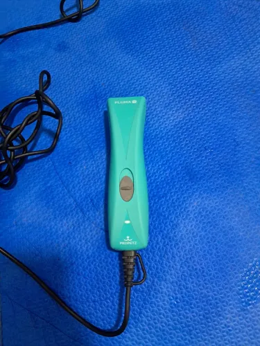 MÁQUINA DE TOSA PROPETZ PLUMA - 4 MESES DE USO 