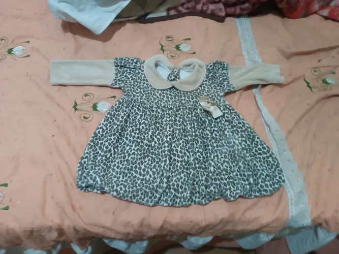 Vestido bebe oncinha