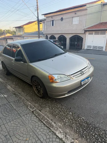 Honda Civic Sedan LX 1.7 16V 115cv Mec. 4P 2001