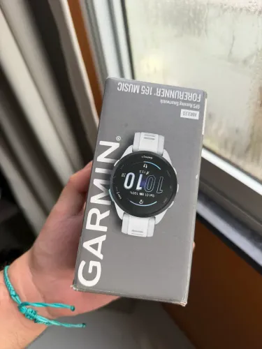 Garmin forerunner 165