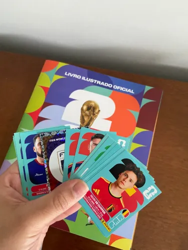 Vendo ou troco figurinhas da copa 2026