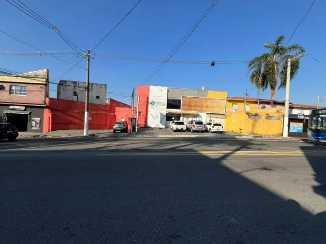 Casa comercial à venda no parque Mandaqui com 700 metros de área útil em Santana.