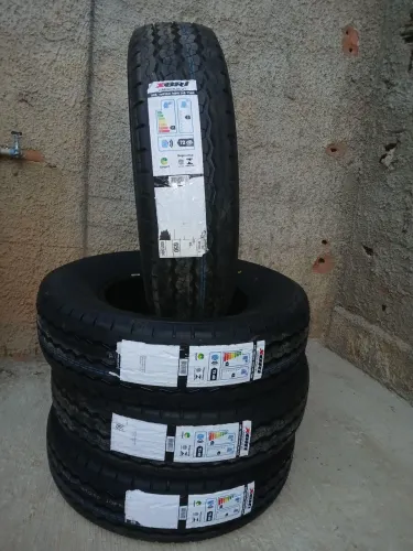 Pneu 22575r16 cargo 