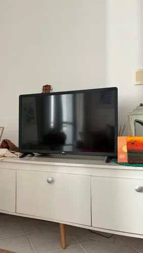 TV LG (32 Polegadas) - Excelente Estado de Conservação