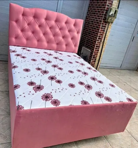 Loja fabricação própria vendemos camas box solteiro e casal Gueen king preços variados